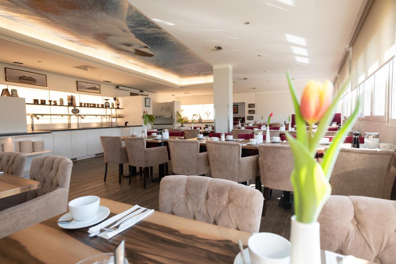 Nautic Hotel Μπρέμερχαφεν Εξωτερικό φωτογραφία